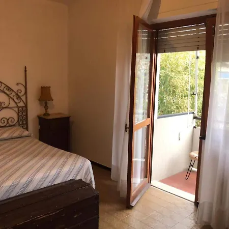 Rosa Apartment